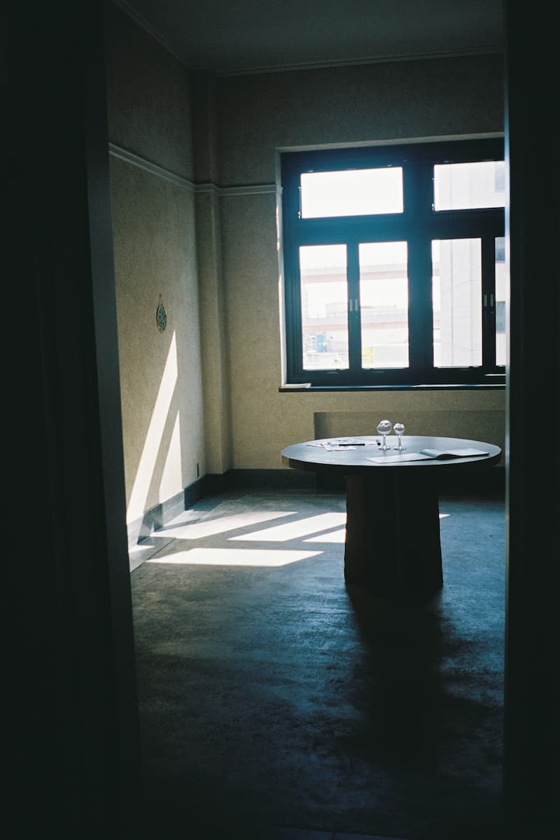 "unpeople + 14 people" VAGUE KOBE