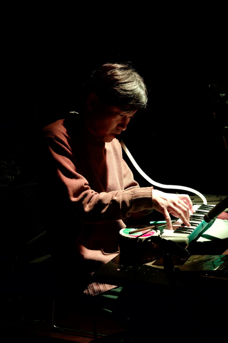 Shuta Hasunuma “unpeople + 1 people #08” listen “unpeople 360°