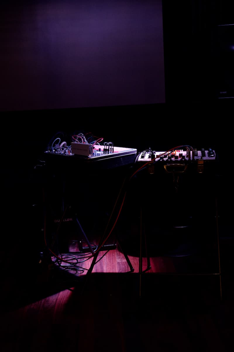 Shuta Hasunuma “unpeople + 1 people #08” listen “unpeople 360°